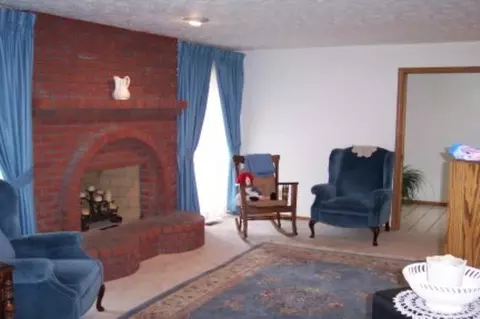 1124 E Glencrest Dr, Spokane, WA 99208 photo 3