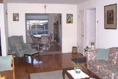 1118 E Queen, Spokane, WA 99207 photo 3