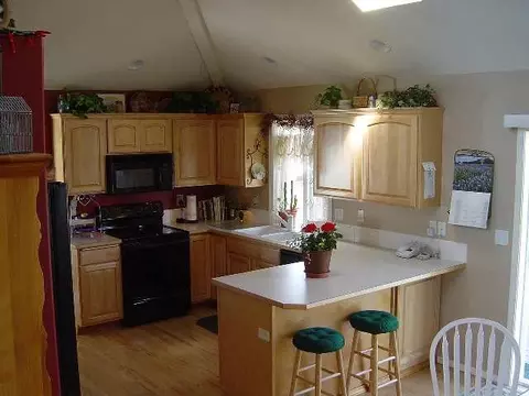 815 E Huron, Spokane, WA 99208 photo 3