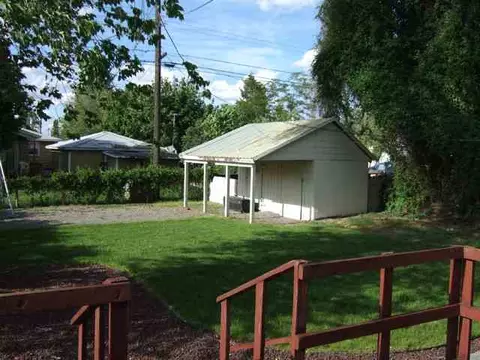2321 E Longfellow, Spokane, WA 99207 photo 8