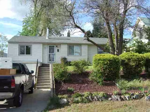 2321 E Longfellow, Spokane, WA 99207 photo 1