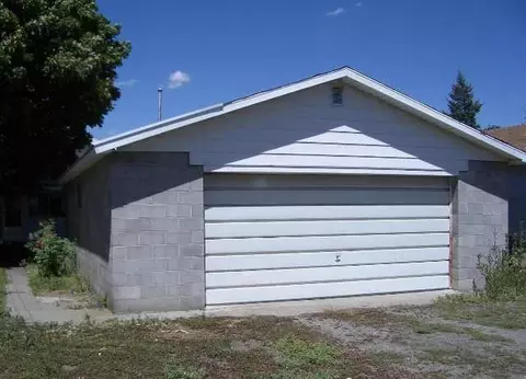 2424 E Sharp, Spokane, WA 99202 photo 2