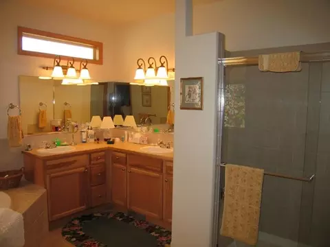 709 E Golden Rd, Spokane, WA 99208 photo 5