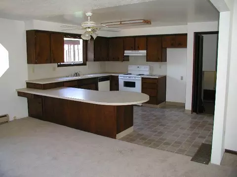 5607 E 16th Ave, Spokane, WA 99212 photo 3