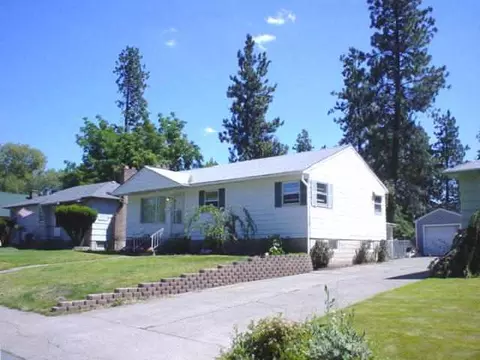 1218 E 33rd, Spokane, WA 99203 photo 1