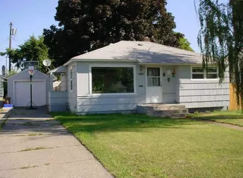 2519 E Hoffman, Spokane, WA 99207 photo 1