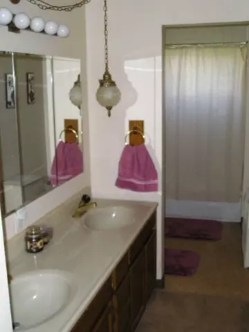 543 E Columbia, Spokane, WA 99208 photo 8