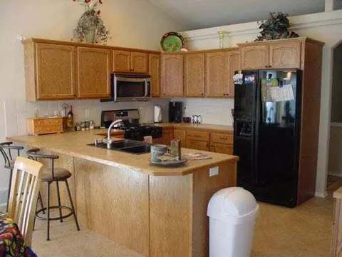 619 E Huron, Spokane, WA 99208 photo 2