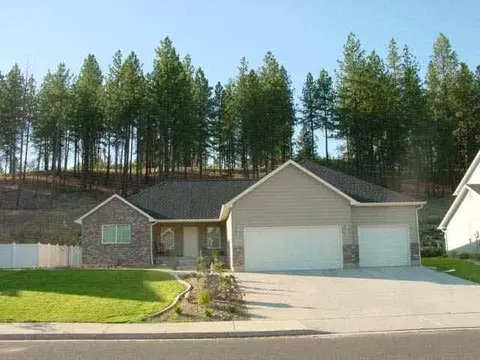 619 E Huron, Spokane, WA 99208 photo 1
