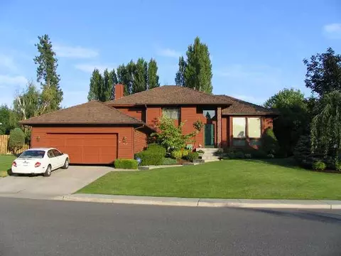 4002 E Sumac Dr, Spokane, WA 99223 photo 1