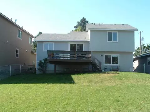 3221 E 44th Ave, Spokane, WA 99223 photo 2