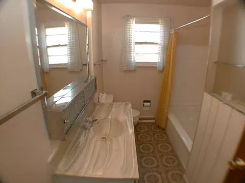 803 E 37th, Spokane, WA 99203 photo 9