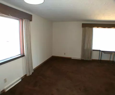 803 E 37th, Spokane, WA 99203 photo 4
