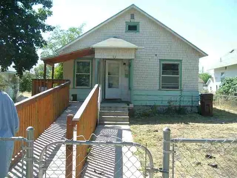 2808 E Sinto, Spokane, WA 99202 photo 1