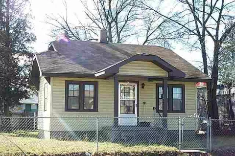 1006 E Rowan, Spokane, WA 99207 photo 1