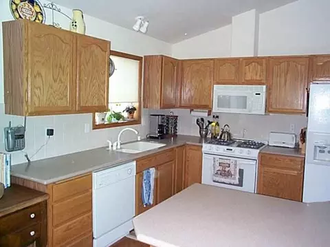 8708 N Maple, Spokane, WA 99208 photo 5