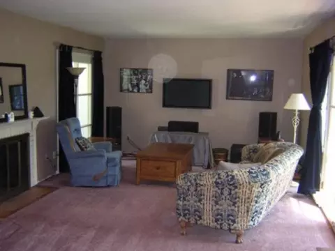 521 E High Dr, Spokane, WA 99203 photo 2