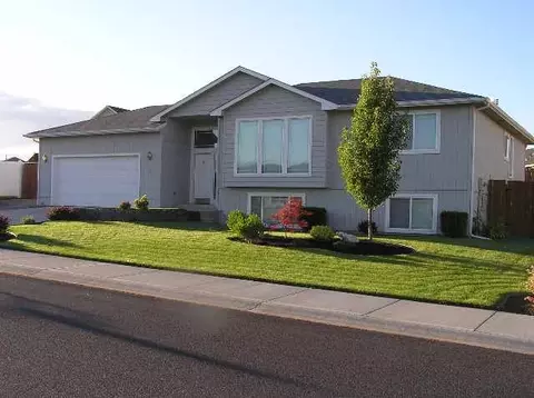 325 E Trevor, Colbert, WA 99005 photo 1