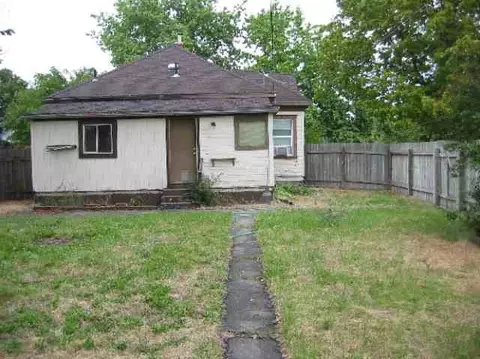 330 E Baldwin, Spokane, WA 99207 photo 8