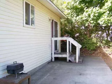 927 E 11th, Spokane, WA 99202 photo 8
