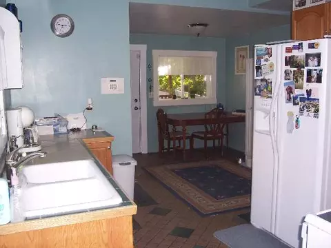 724 E 9th, Spokane, WA 99202 photo 4