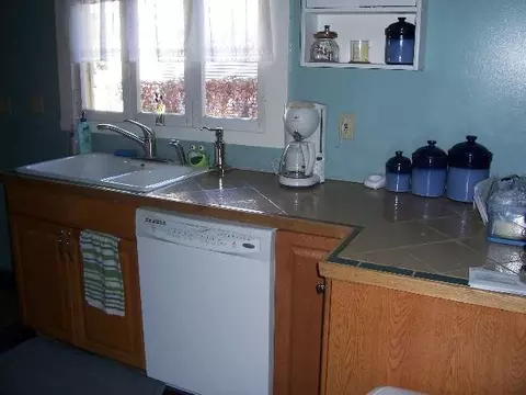 724 E 9th, Spokane, WA 99202 photo 5
