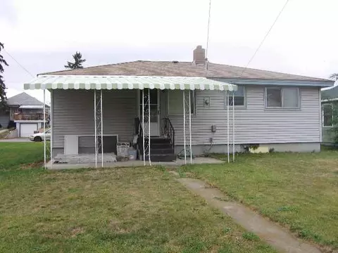 2924 E Hoffman, Spokane, WA 99207 photo 2