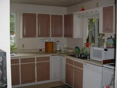 10816 E 9th, Spokane Valley, WA 99206 photo 2