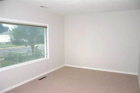 1103 E Hoffman, Spokane, WA 99207 photo 3