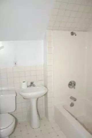 1103 E Hoffman, Spokane, WA 99207 photo 5