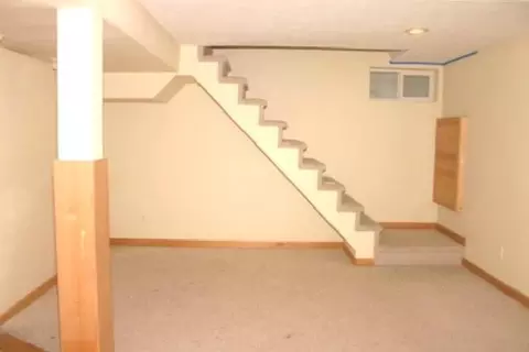 1103 E Hoffman, Spokane, WA 99207 photo 6
