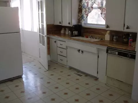2427 Everett, Spokane, WA 99217 photo 3