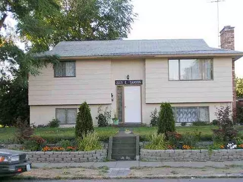 2223 E Sanson, Spokane, WA 99207 photo 1