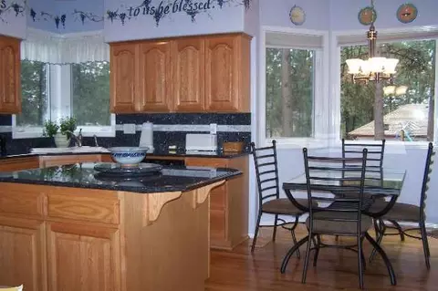 1104 E Blackhawk, Spokane, WA 99208 photo 4