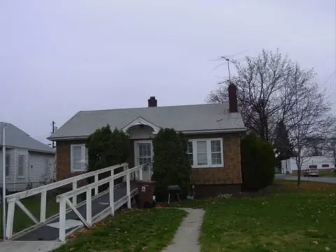 2102 E Sharp, Spokane, WA 99202 photo 1