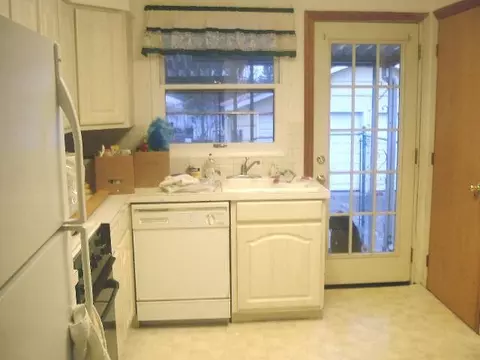 1124 E Dalke, Spokane, WA 99207 photo 3