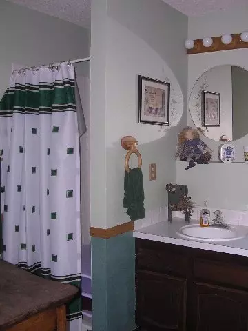629 E Roundtablecircle, Spokane, WA 99218 photo 6