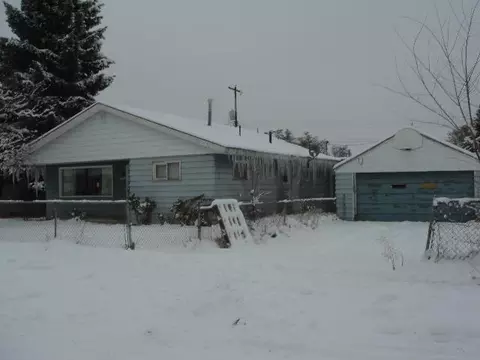 1731 Everett, Spokane, WA 99207 photo 1