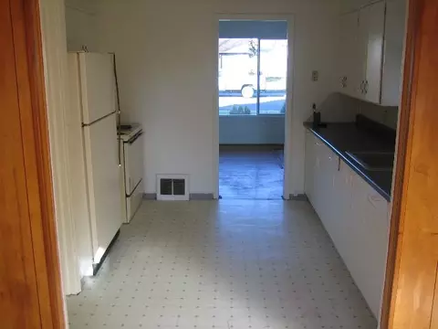 1430 E Bismark, Spokane, WA 99208 photo 3