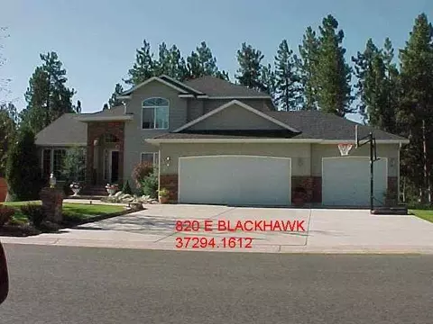820 E Blackhawk Dr, Spokane, WA 99208 photo 1