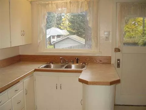 25 E 33rd, Spokane, WA 99203 photo 4