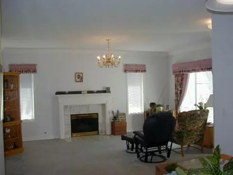 2017 E 10th, Spokane, WA 99202 photo 2