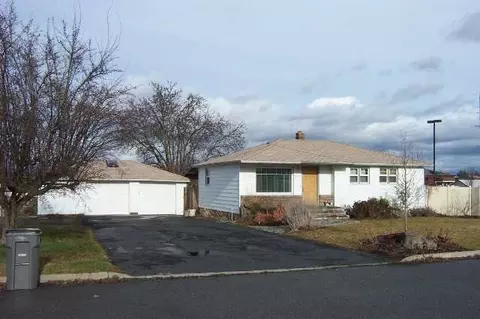 12207 E 9th, Spokane Valley, WA 99206 photo 1