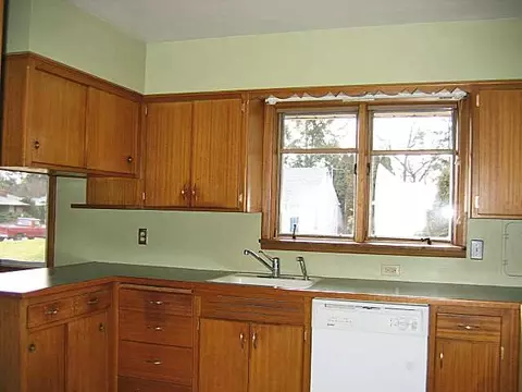 321 E 39th, Spokane, WA 99203 photo 3