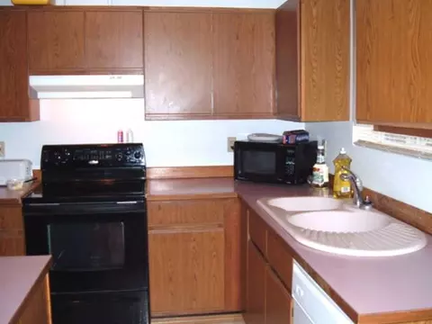 1910 E Marshall, Spokane, WA 99207 photo 3