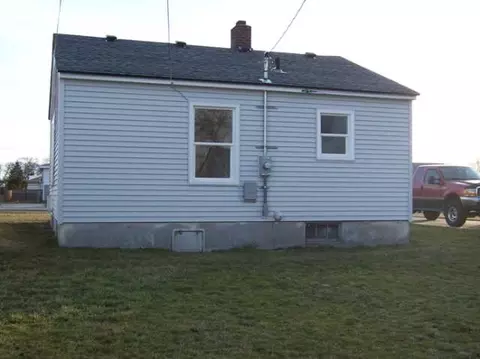 1323 E Hoffman, Spokane, WA 99207 photo 3