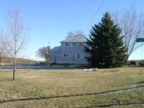 410 E 5th, Spangle, WA 99031 photo 2