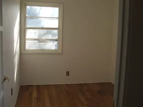 407 Elm, Spokane, WA 99218 photo 3