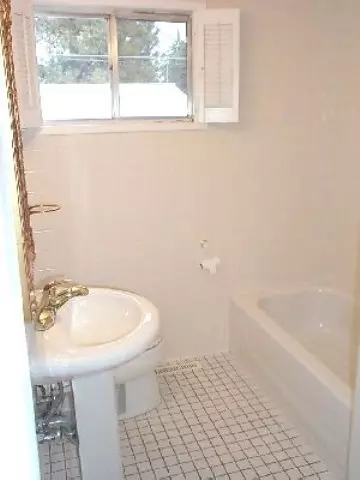 3527 E 35th Ave, Spokane, WA 99223 photo 5