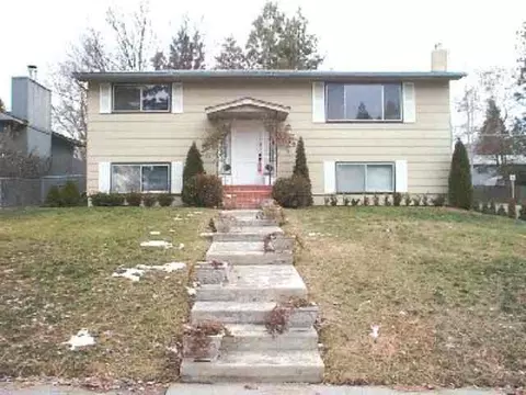 3527 E 35th Ave, Spokane, WA 99223 photo 1